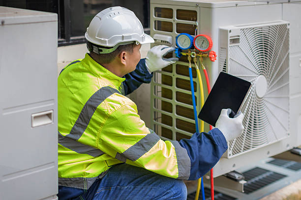 Professional Hvac technician working in Monee, IL